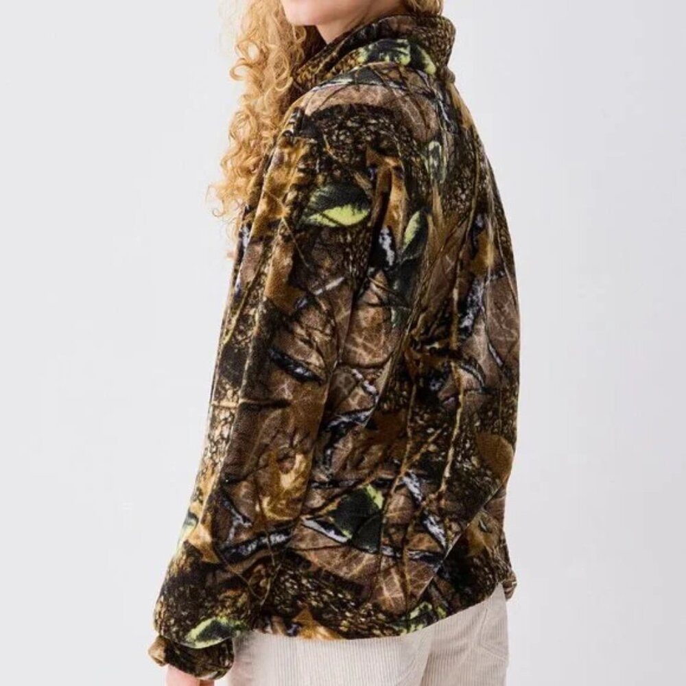 NWT Camo pattern fleece jacket - Picture 2 of 3